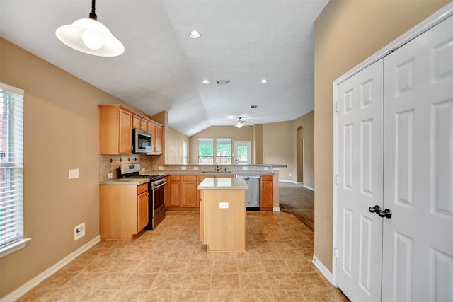 18722 Cluster Oaks Dr, Magnolia, TX 77355 - photo 14