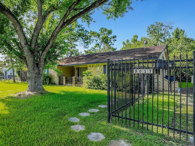 9017 Kerrwood Ln, Houston, TX 77080 - photo 12