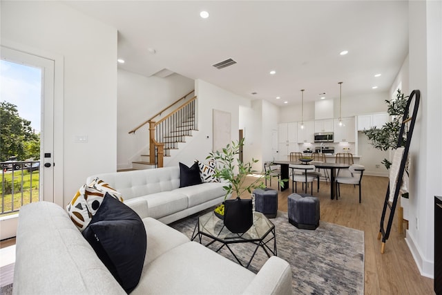 835E Rachel St, Houston, TX 77091 - photo 9