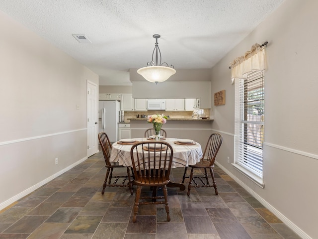 2702 La Mesa St, Bay City, TX 77414 - photo 7