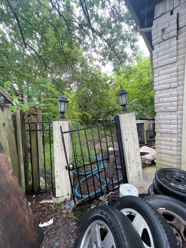 131 Squires Bnd, Stafford, TX 77477 - photo 3