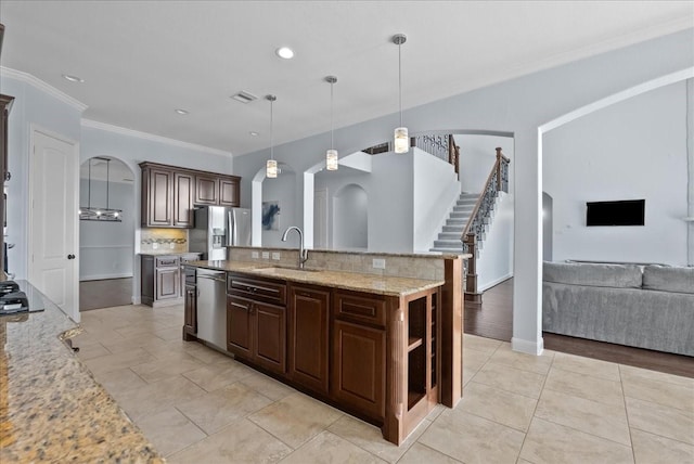 913 Ember Hills Ln, Friendswood, TX 77546 - photo 16