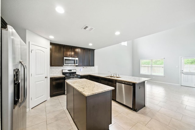 8006 Farthing Ln, Rosharon, TX 77583 - photo 12