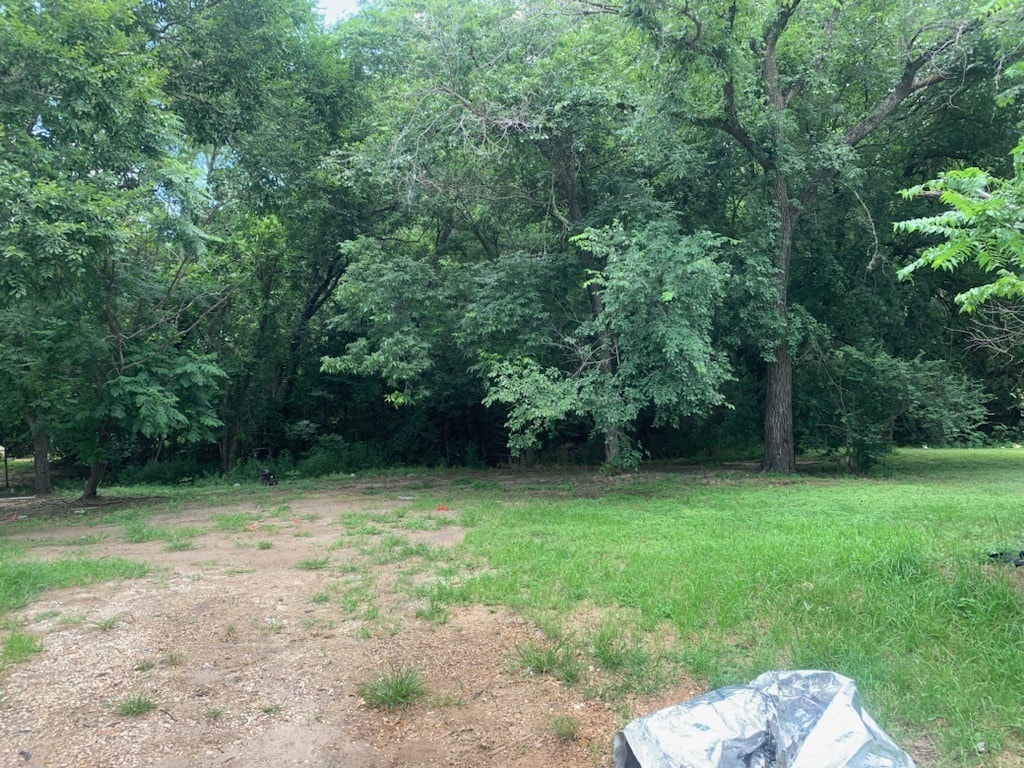 1004 Dale St, Bryan, TX 77803 - photo 2