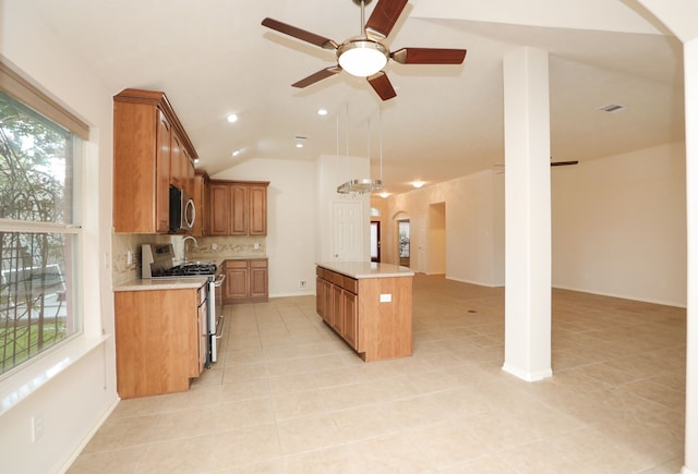 831 Crystal Bay Ln, League City, TX 77573 - photo 22