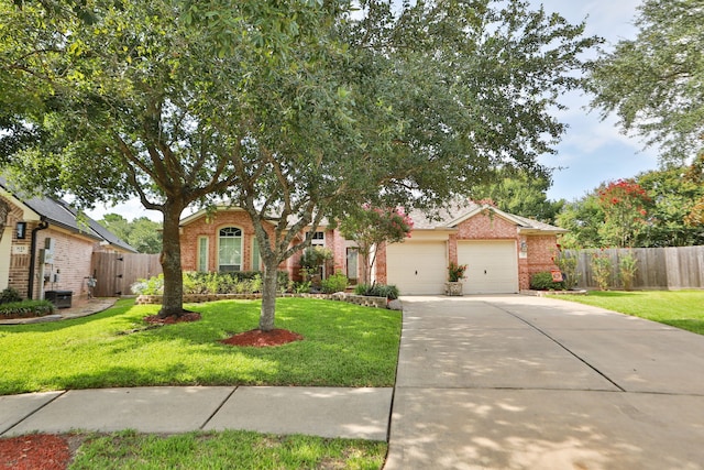 831 Crystal Bay Ln, League City, TX 77573 - photo 1