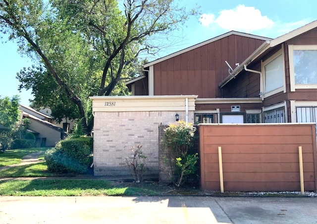12581 Wellington Park Dr, Houston, TX 77072 - photo 3