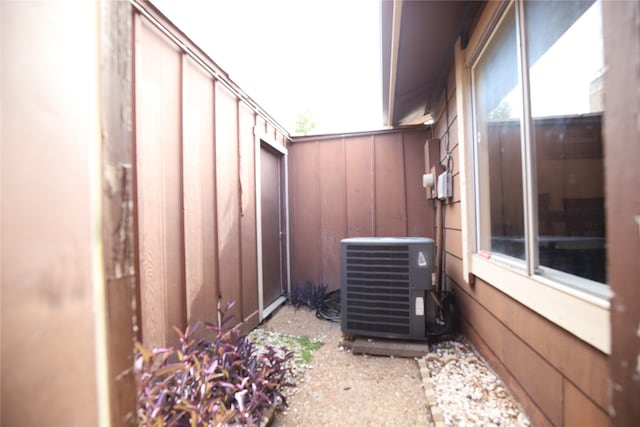 12581 Wellington Park Dr, Houston, TX 77072 - photo 5