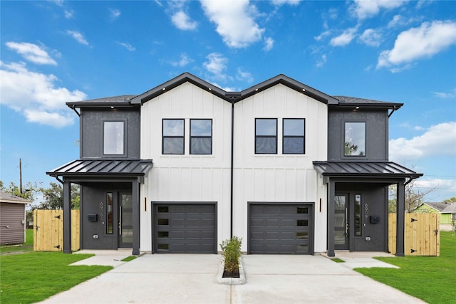 5915 Doolittle Blvd, Houston, TX 77033 - photo 1