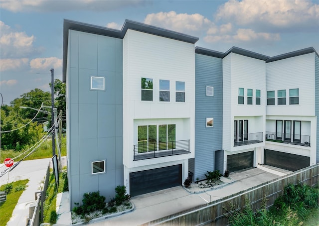 4124 Buck St, Houston, TX 77020 - photo 1