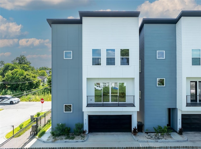 4124 Buck St, Houston, TX 77020 - photo 2