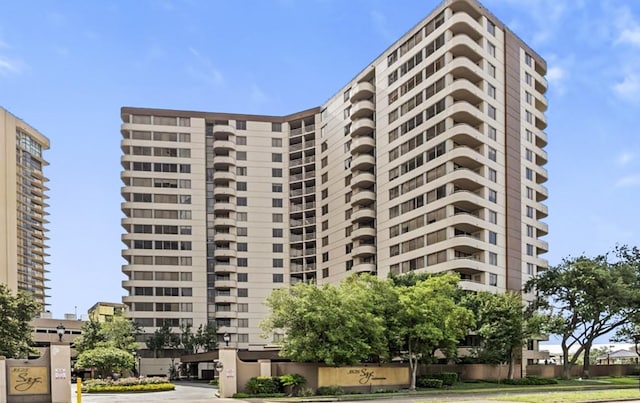 3525 Sage Rd Unit 1403, Houston, TX 77056 - photo 40
