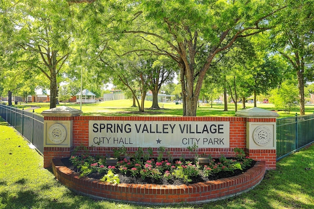 8427 Westview Dr, Spring Valley Village, TX 77055 - photo 15