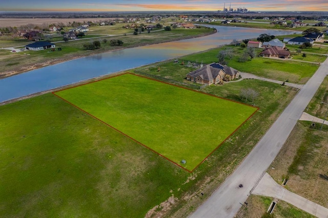6818 Brazos Lakes Dr, Richmond, TX 77469 - photo 1