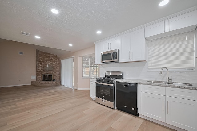 1612 Sleepy Hollow Dr, Pearland, TX 77581 - photo 11