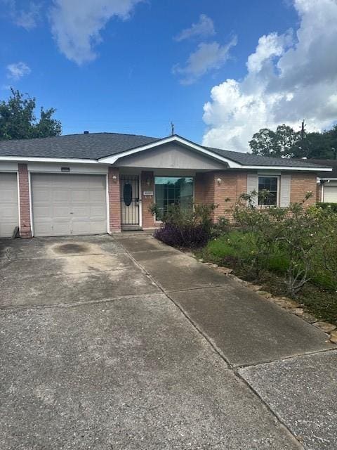 6023 Winterhaven Dr, Houston, TX 77087 - photo 2