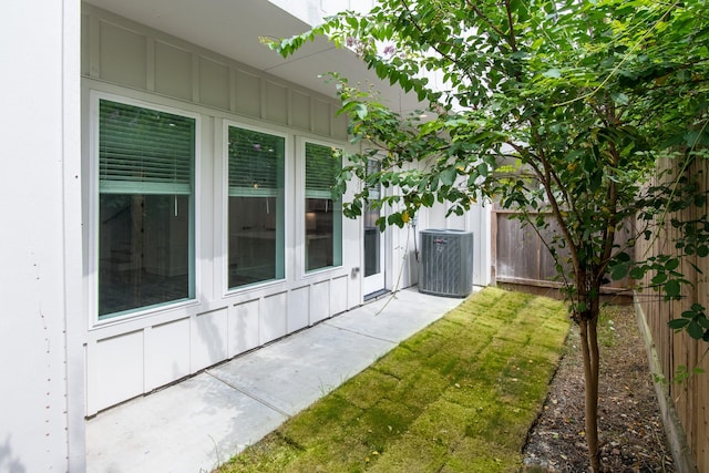 5734 White Magnolia St, Houston, TX 77091 - photo 8