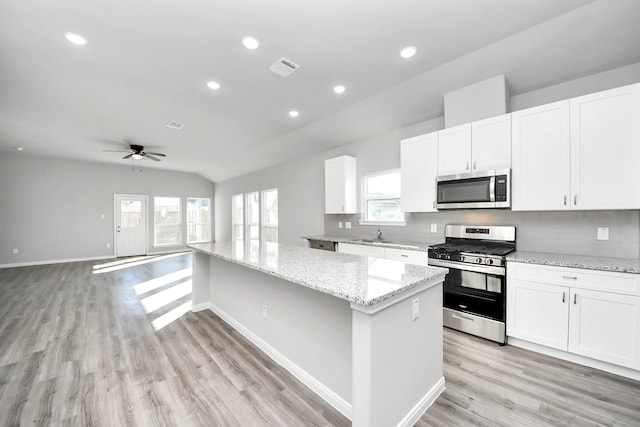 214 Spruce Lake Rd, Houston, TX 77336 - photo 14