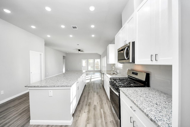 214 Spruce Lake Rd, Houston, TX 77336 - photo 7