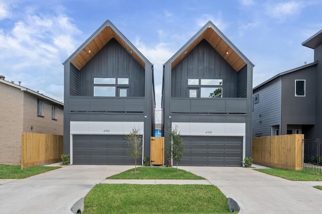 6703 Del Rio St, Houston, TX 77021 - photo 1