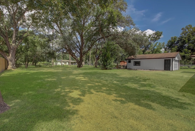 112 Walnut St, Angleton, TX 77515 - photo 30