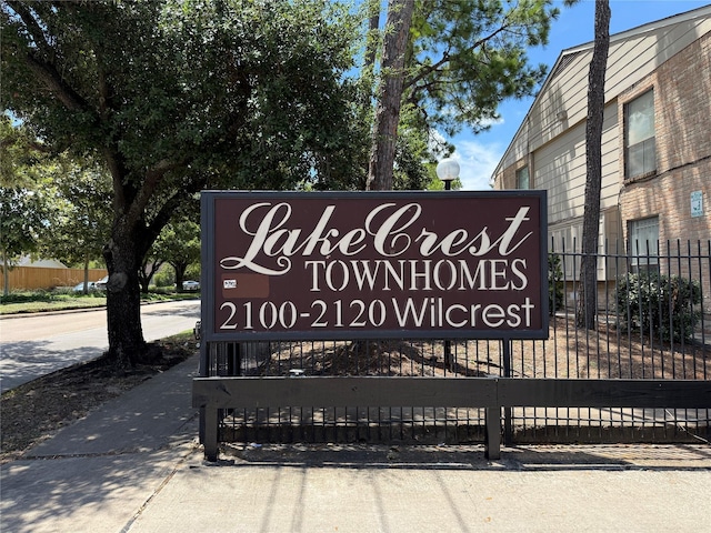 2110 Wilcrest Dr Unit 111, Houston, TX 77042 - photo 14
