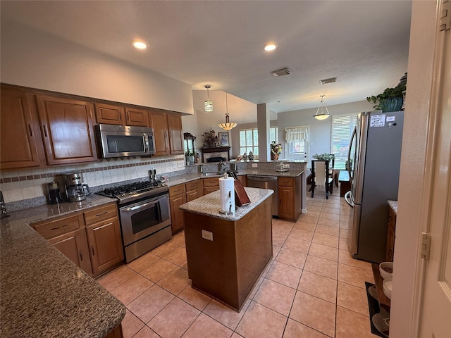 12218 Meadowglen Ct, Meadows Place, TX 77477 - photo 1