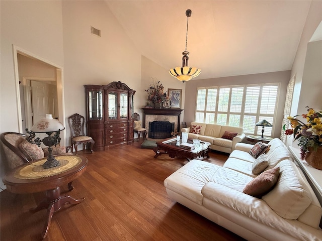 12218 Meadowglen Ct, Meadows Place, TX 77477 - photo 2