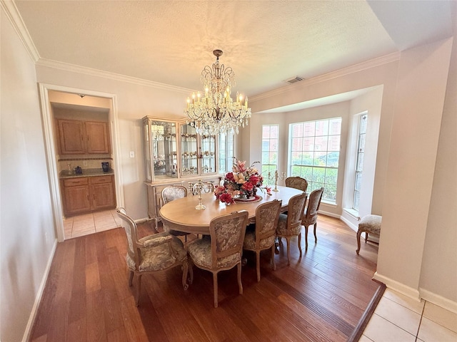 12218 Meadowglen Ct, Meadows Place, TX 77477 - photo 4