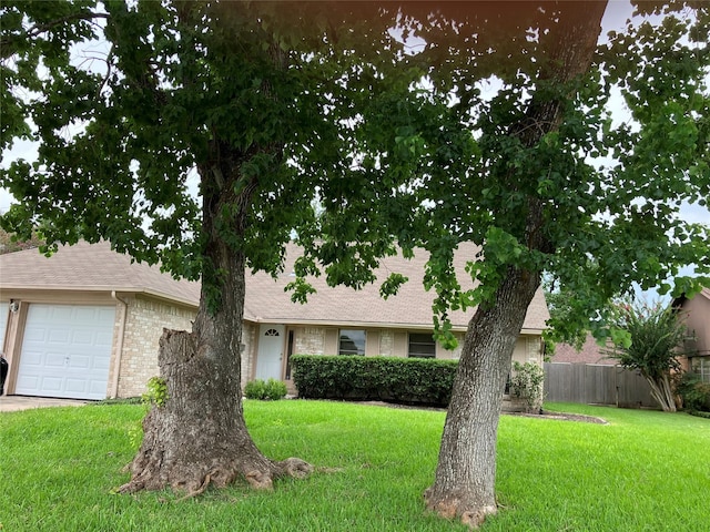 813 Lakeview Dr, Sugar Land, TX 77498 - photo 8