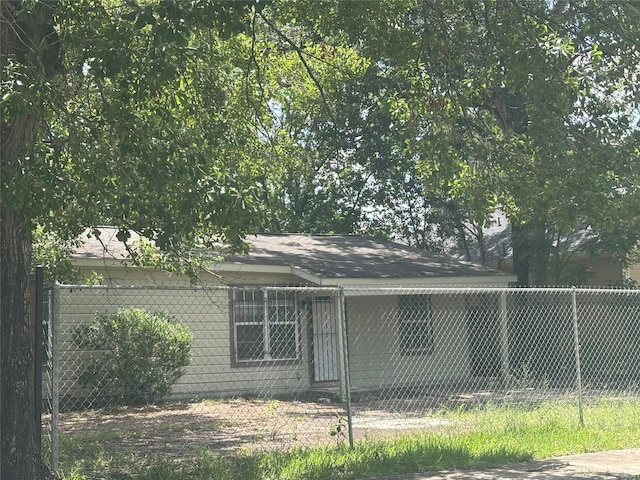 4830 Van Fleet St, Houston, TX 77033 - photo 2