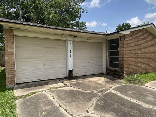 4014 Ripplebrook Dr, Houston, TX 77045 - photo 3
