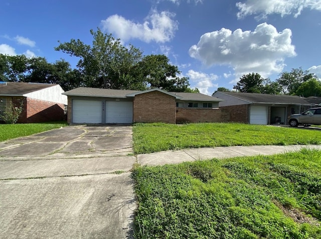 4014 Ripplebrook Dr, Houston, TX 77045 - photo 1