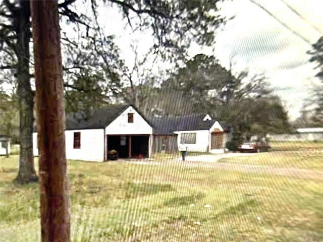 310 Ogletree St, Livingston, TX 77351 - photo 2