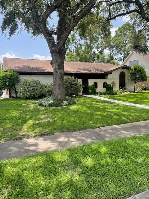 410 Reta Dr, Deer Park, TX 77536 - photo 1