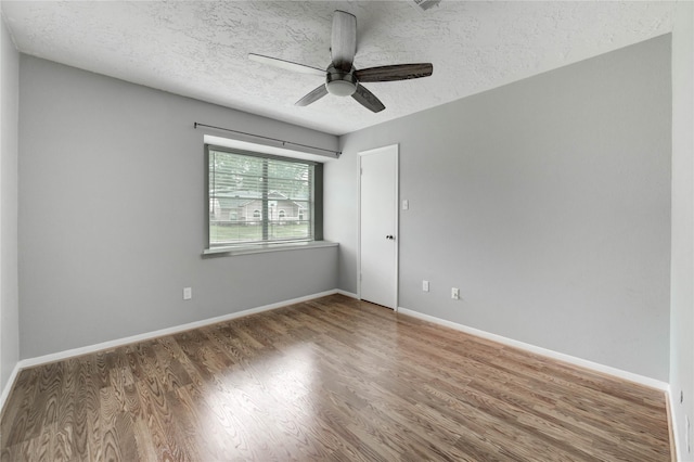 12207 Meadowdale Dr, Meadows Place, TX 77477 - photo 20