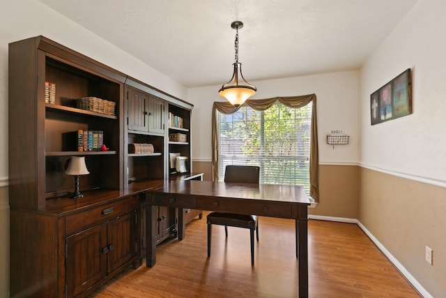 7827 Leaf Point Ct, Houston, TX 77095 - photo 9