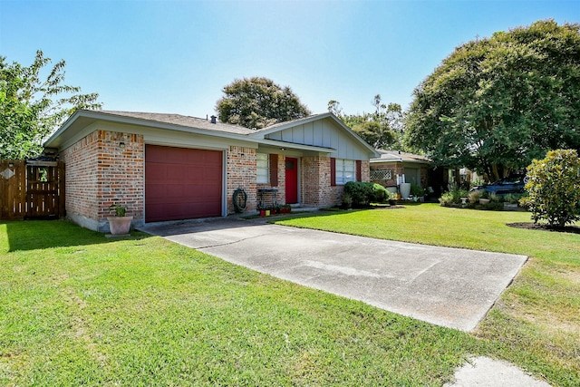 305 S Carroll St, La Porte, TX 77571 - photo 1