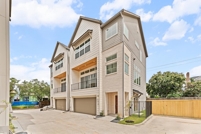 2932 Michaux St, Houston, TX 77009 - photo 2