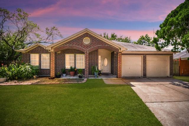 8210 Alabaster Dr, Houston, TX 77083 - photo 4