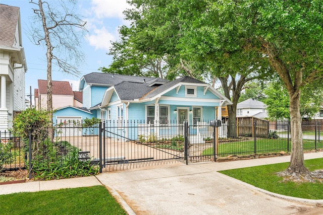 2047 Harvard St, Houston, TX 77008 - photo 2