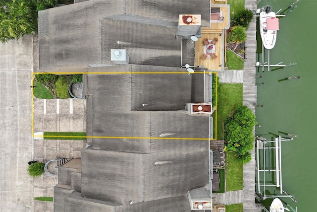 18305 Sandy Cv, Houston, TX 77058 - photo 48