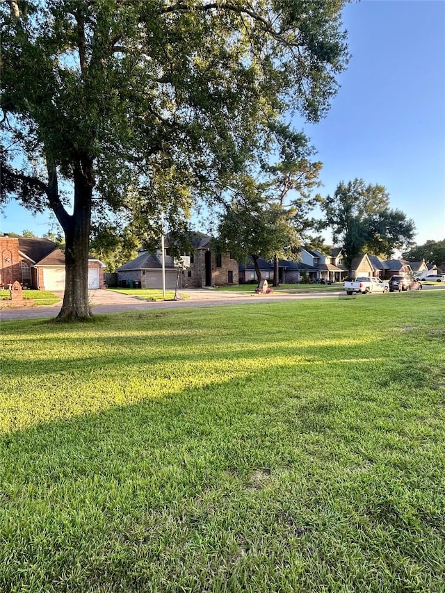 9830 Ellen St, Baytown, TX 77521 - photo 4