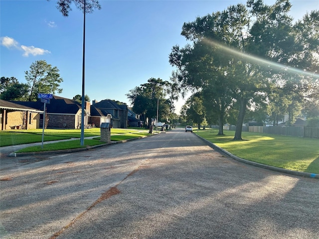 9830 Ellen St, Baytown, TX 77521 - photo 5