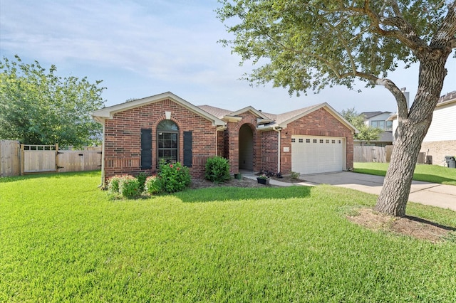 4611 Honey Creek Ct, Pearland, TX 77584 - photo 3