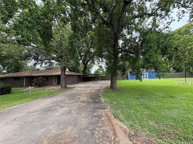 1303 Mac Dr, Sweeny, TX 77480 - photo 2