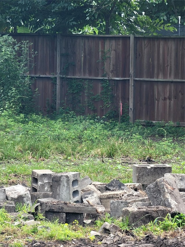 6710 Radcliffe St, Houston, TX 77091 - photo 3
