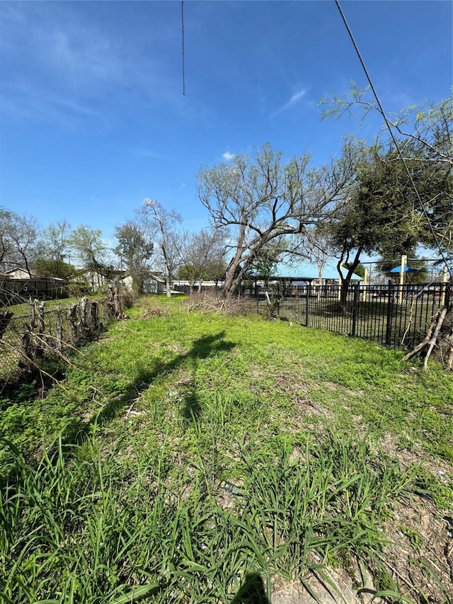 715 E 34th St, Houston, TX 77022 - photo 7