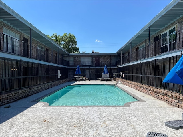 5617 Bissonnet St Unit 115, Houston, TX 77081 - photo 2