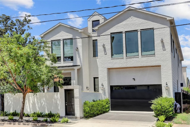 1810 Dunlavy St, Houston, TX 77006 - photo 1